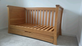 mamas and papas ocean cot bed mattress size